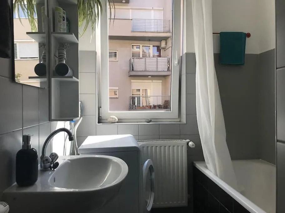 Perfect Family-Friendly Midtown Apt+French Balcony Budapest 0*,