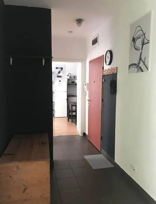 Perfect Family-Friendly Midtown Apt+French Balcony Budapest Appartamento